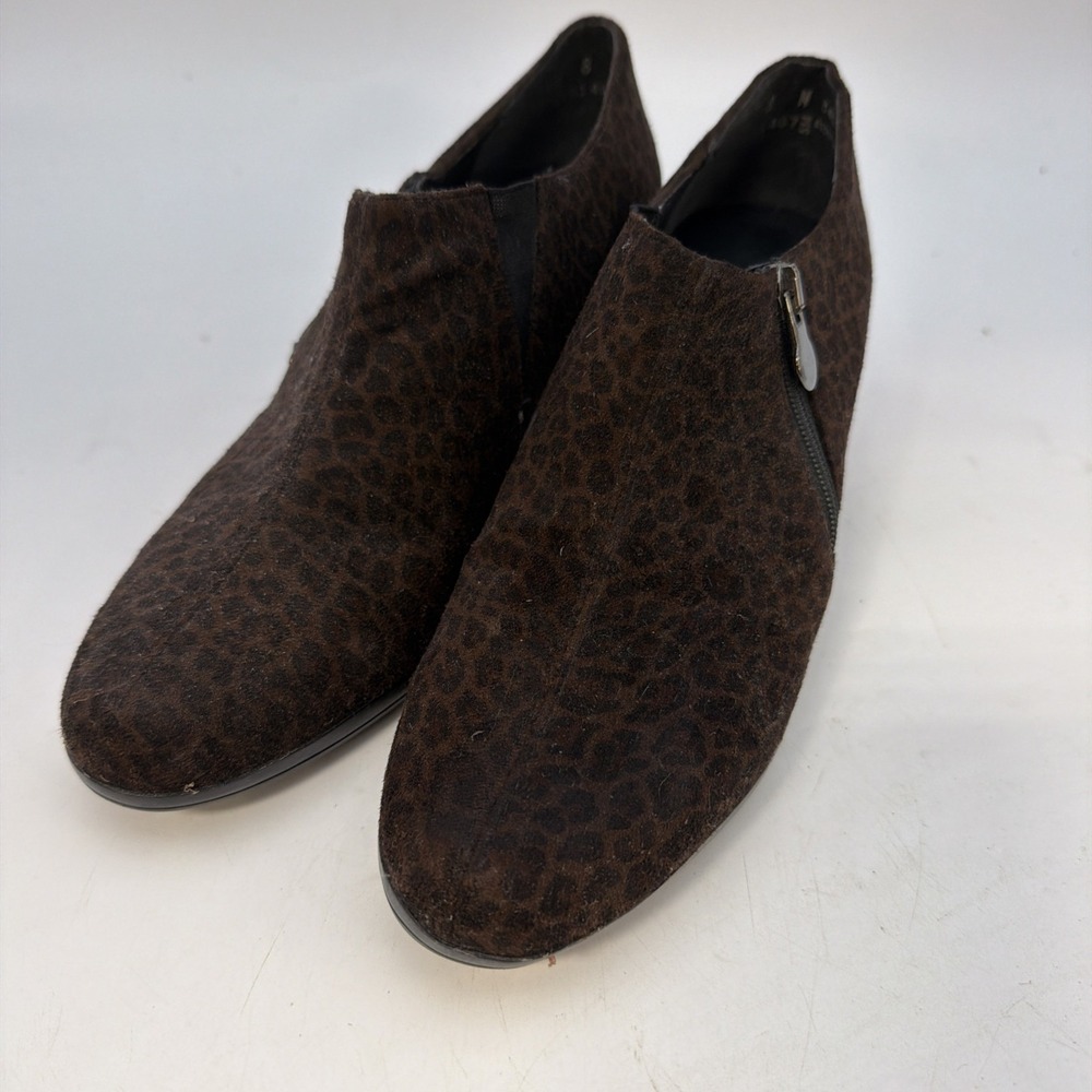 brown leopard-print Munro Taylor Ankle Booties 8